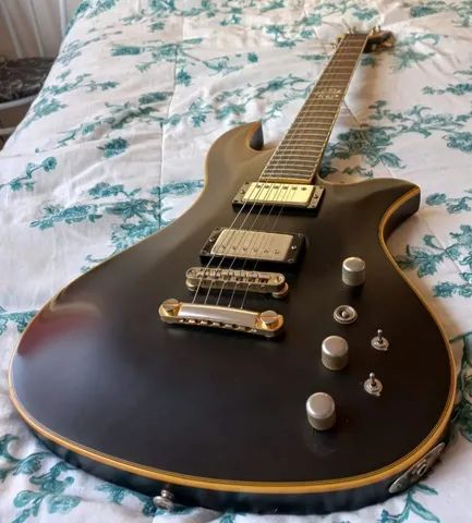 desconto de loja no varejo BC Rich Pro X Eagle CJ Pierce Signature. |  preet.co