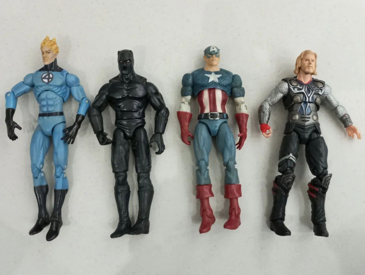 Marvel 3.75' - cada um por $80