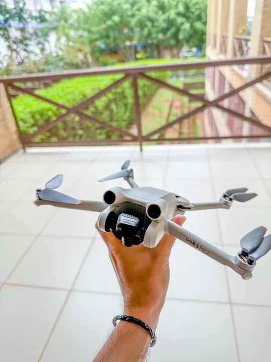 Drone DJI Mini 3 Pro Fly More Combo