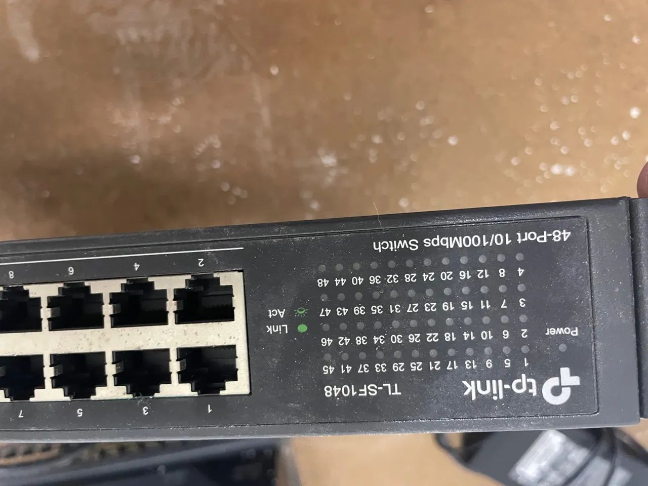 Switch Gigabit TP-Link 48 Portas TL-SG1048 - Foto 2