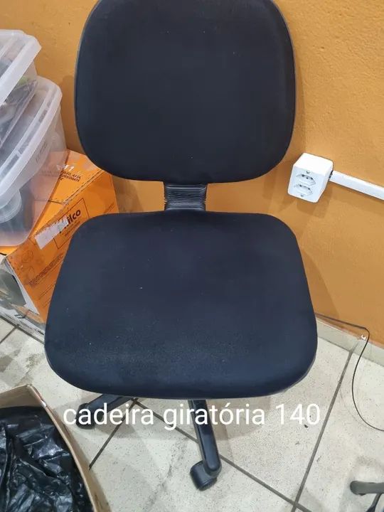 Cadeira Giratória  Preta