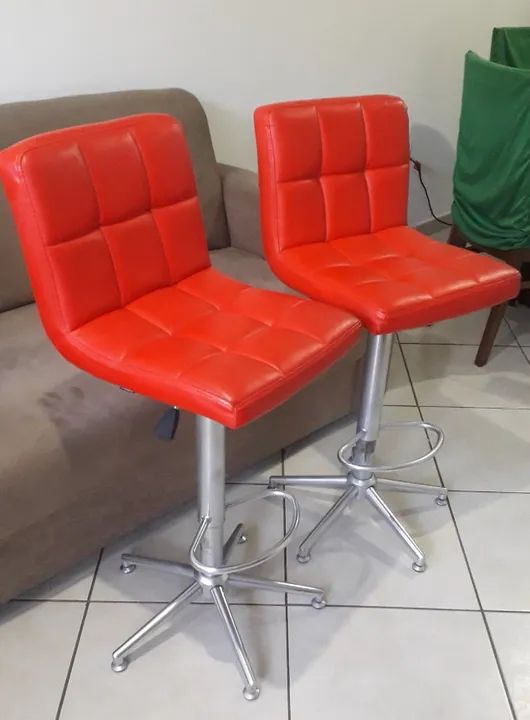 R$ 250,00 cada Bancos de balcão