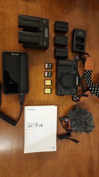 Corpo de câmera fuji xt4 preta 
