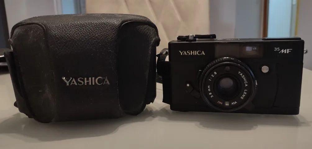 Câmera Yashica 35MF original