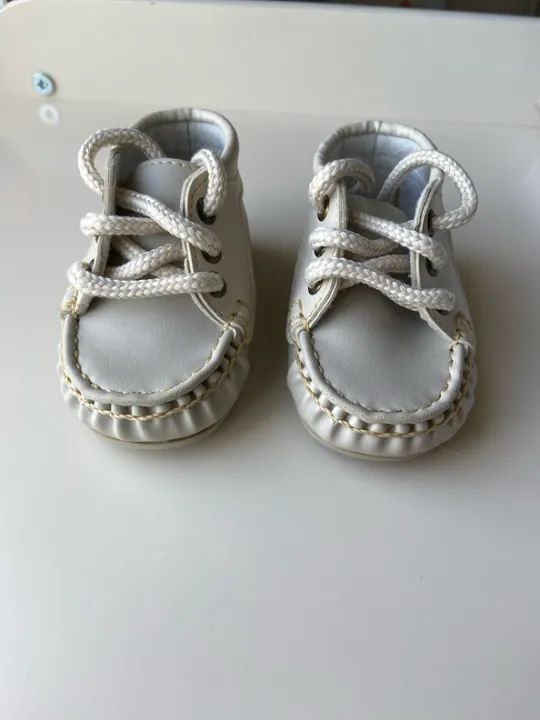 Mocassim de Bebê - Off-White Tam. 17 - Foto 2