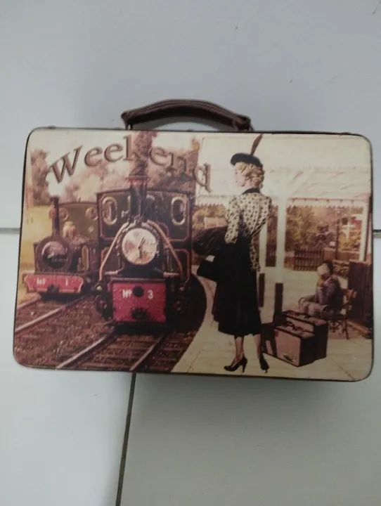 Frasqueira vintage antiguidade