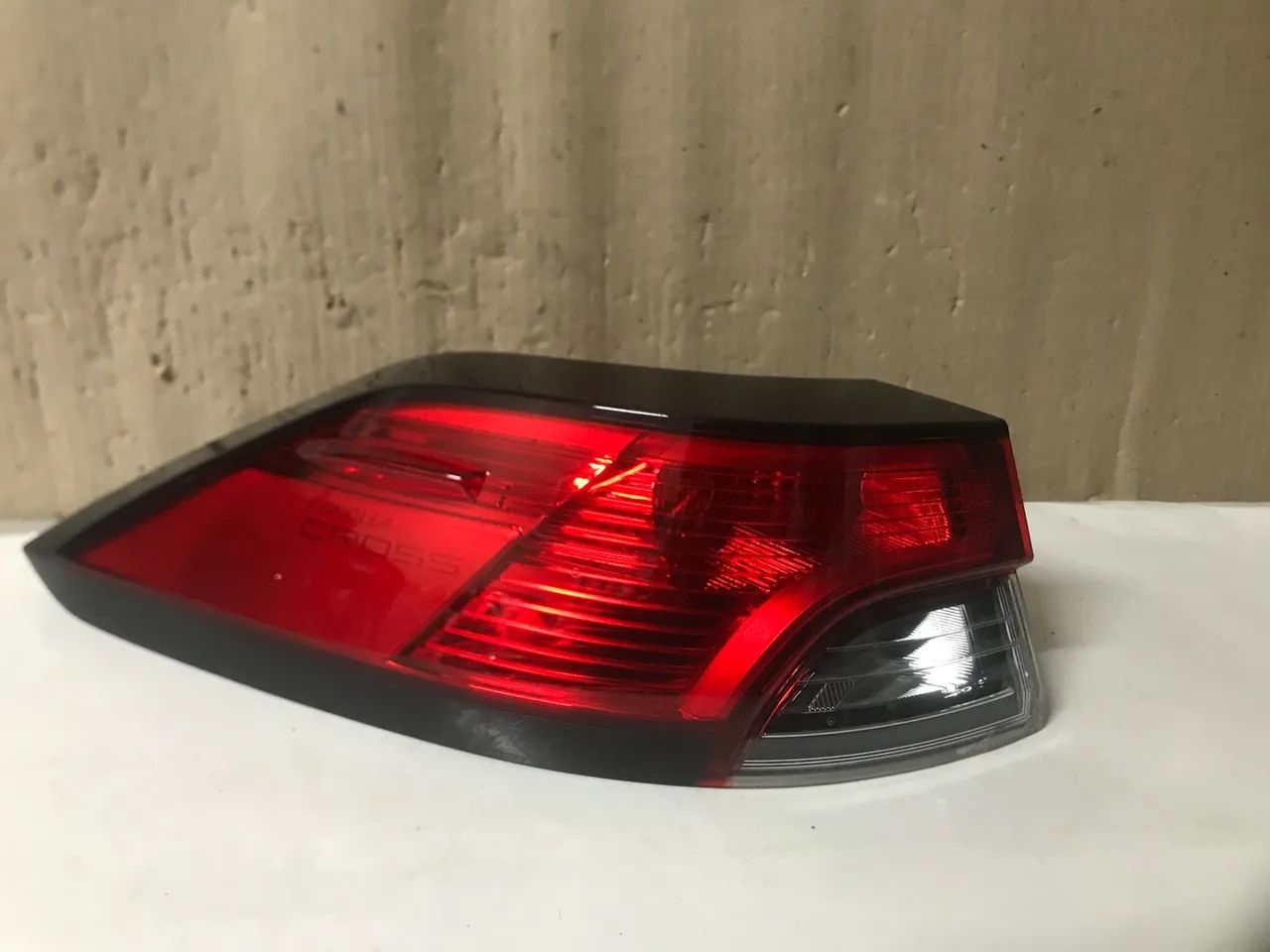 Lanterna Corolla Cross led