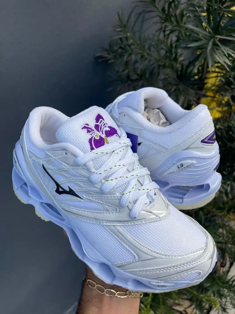 Tenis Mizuno Wave Prophecy 8 LS Branco com Detalhes Roxo Calcados Plano Diretor Sul Palmas 1349276098 OLX