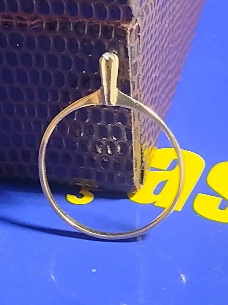 Anel Solitário Noivado Ouro 18 Kilaltes Brilhantes 1mm Peso 0.80 Gramas  - Foto 2