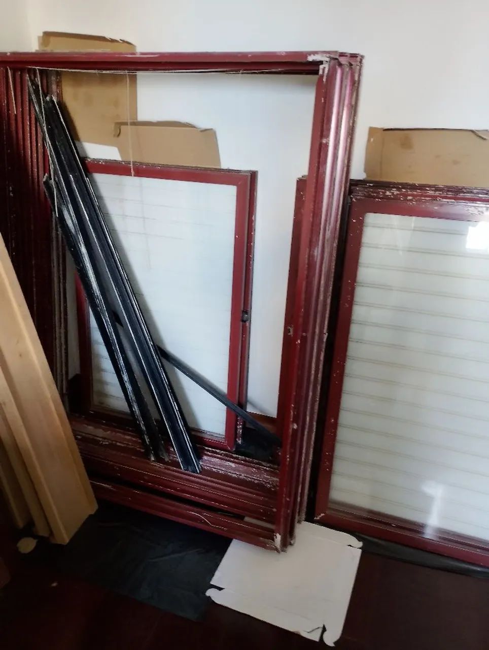 Aluminum Window with 3 Sashes64872652496514121