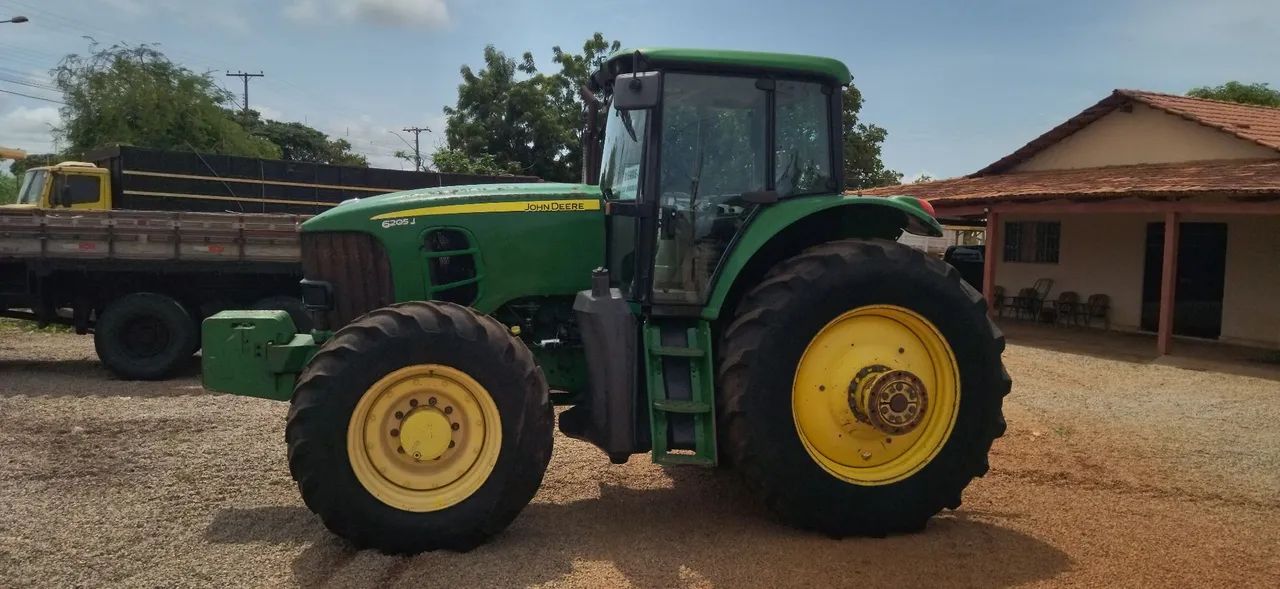 Trator John Deere 6205 - Foto 2