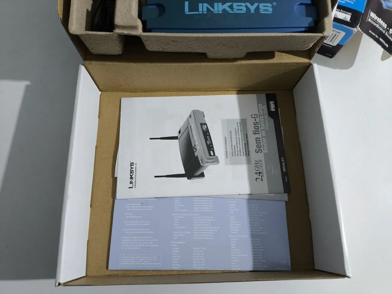 Peça de Computador Antigo - Roteador Linksys WRT54G - Foto 4