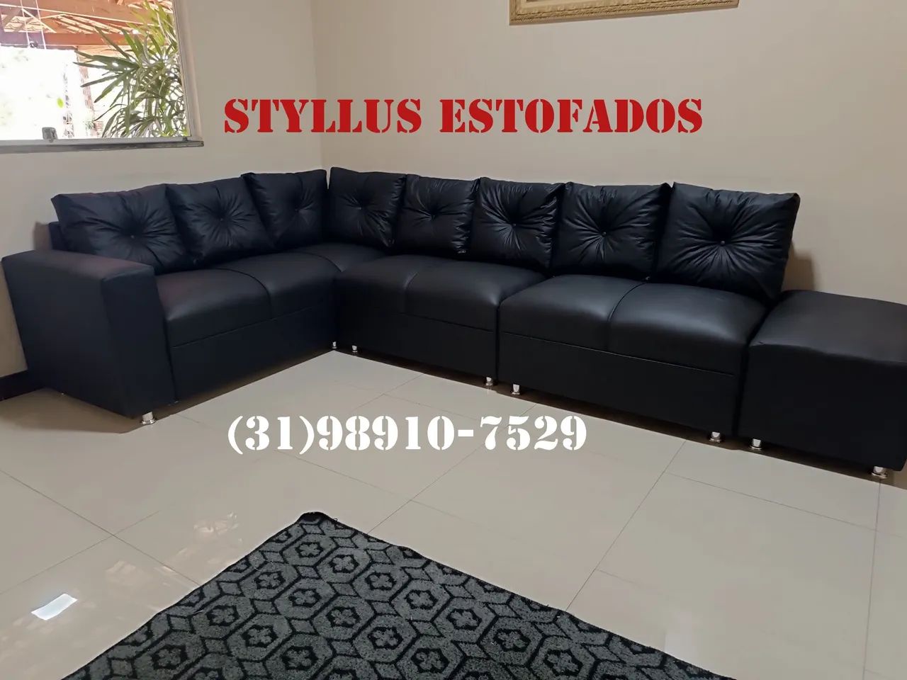 Sofá de Canto em Couro Preto - 7 Lugares