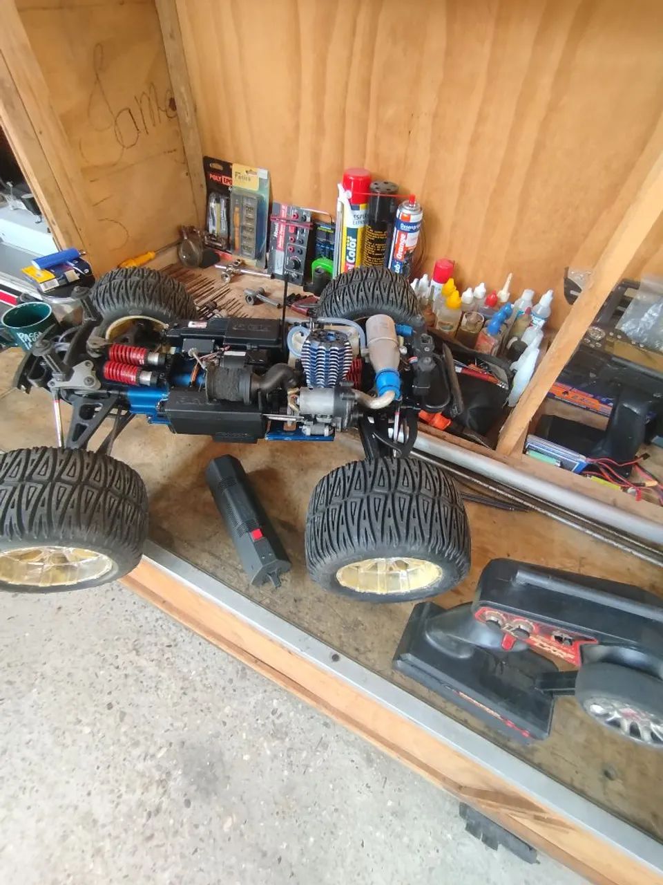 Automodelo Traxxas Revo 3.3 - Foto 5