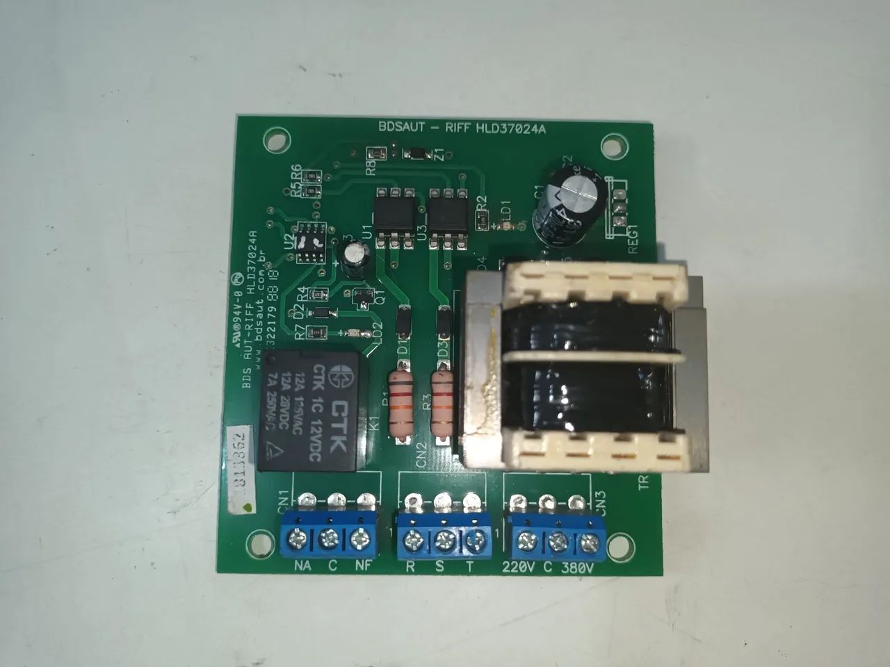 Placa Hitachi - (HLD37024A)
