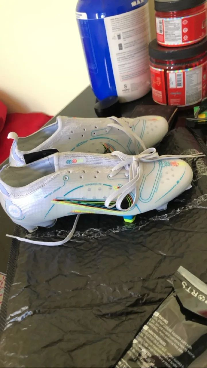 Chuteira de Campo Nike Mercurial Vapor 14 Elite FG - Adulto