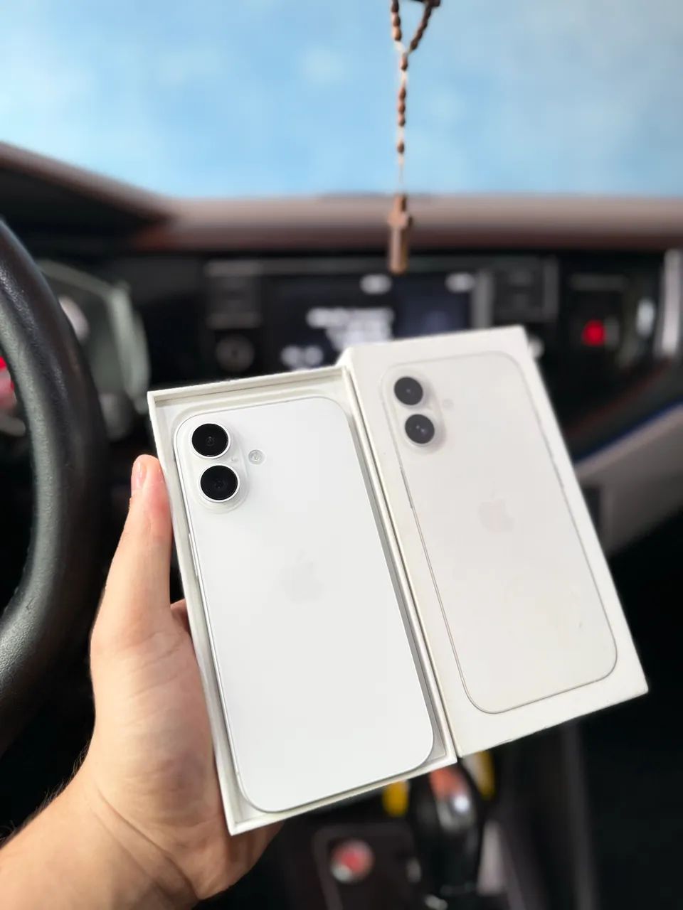 iPhone 16ホワイト 128GB バッテリー100% Comprar iPhone 16 de 128 GB – Branco - Apple (BR)