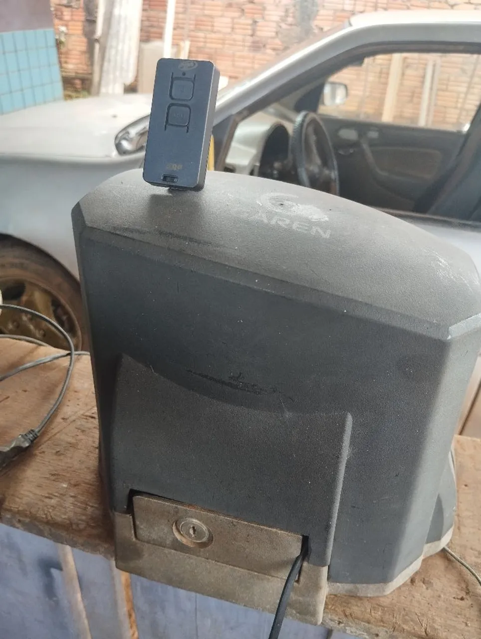 Motor de Portão Automático - Marca AREN