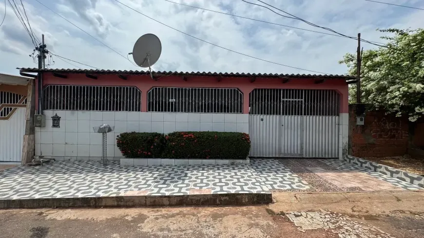 ÓTIMA CASA A VENDA NO MONTE CASTELO