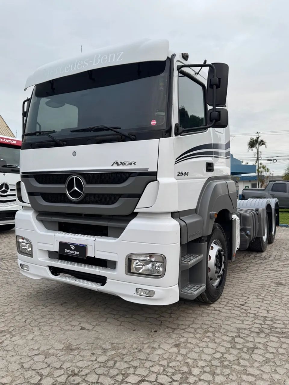 Mercedes Benz Axor 2544 - 6x2 - Foto 6