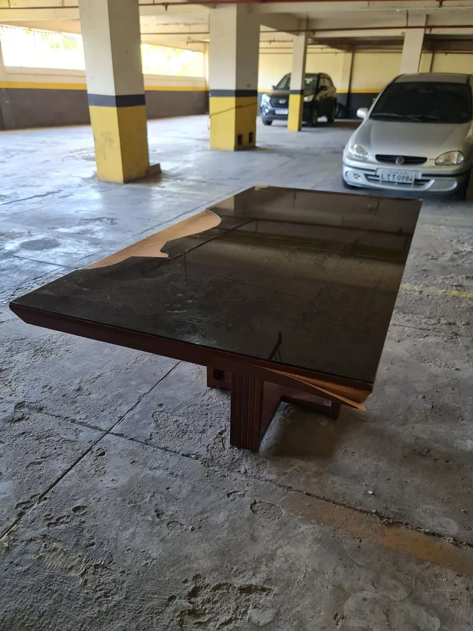 Mesa de madeira maciça  - Foto 3