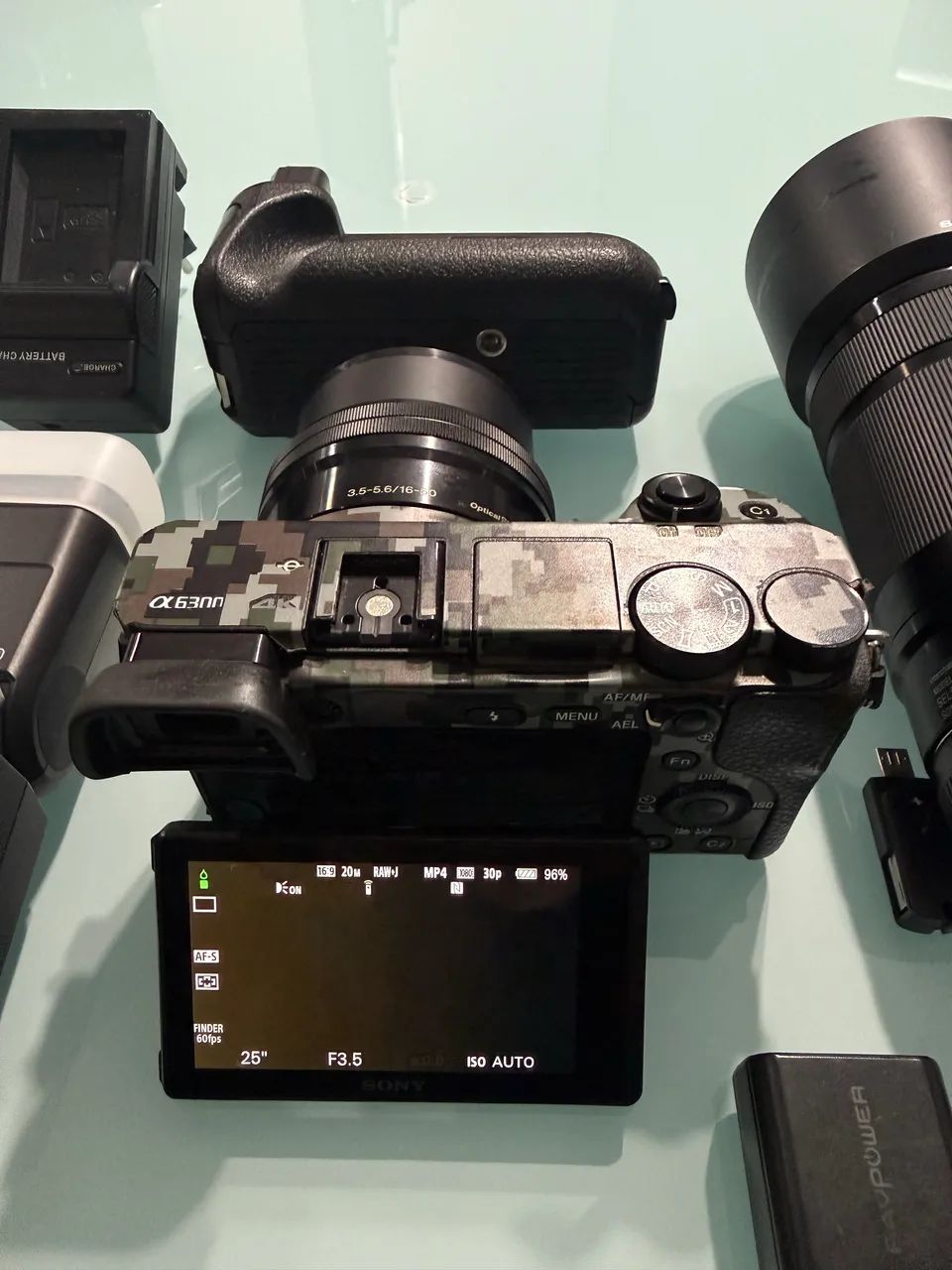 Kit Câmera Sony 6300 + Lentes e acessórios  - Foto 3