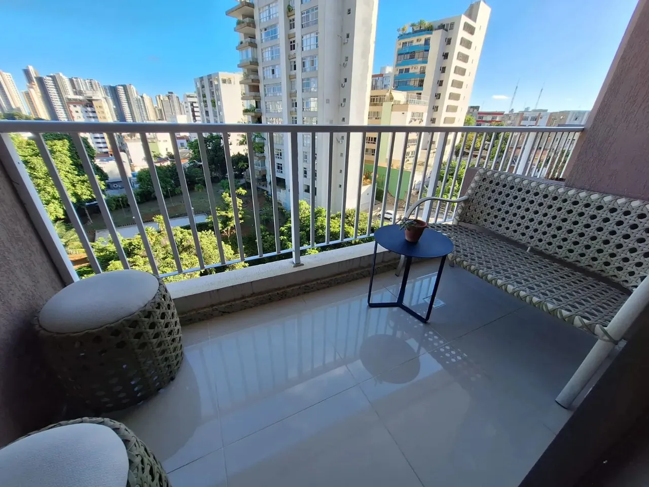 APTO 2/4 COM SUITE | PORTEIRA FECHADA | ACUPE DE BROTAS !