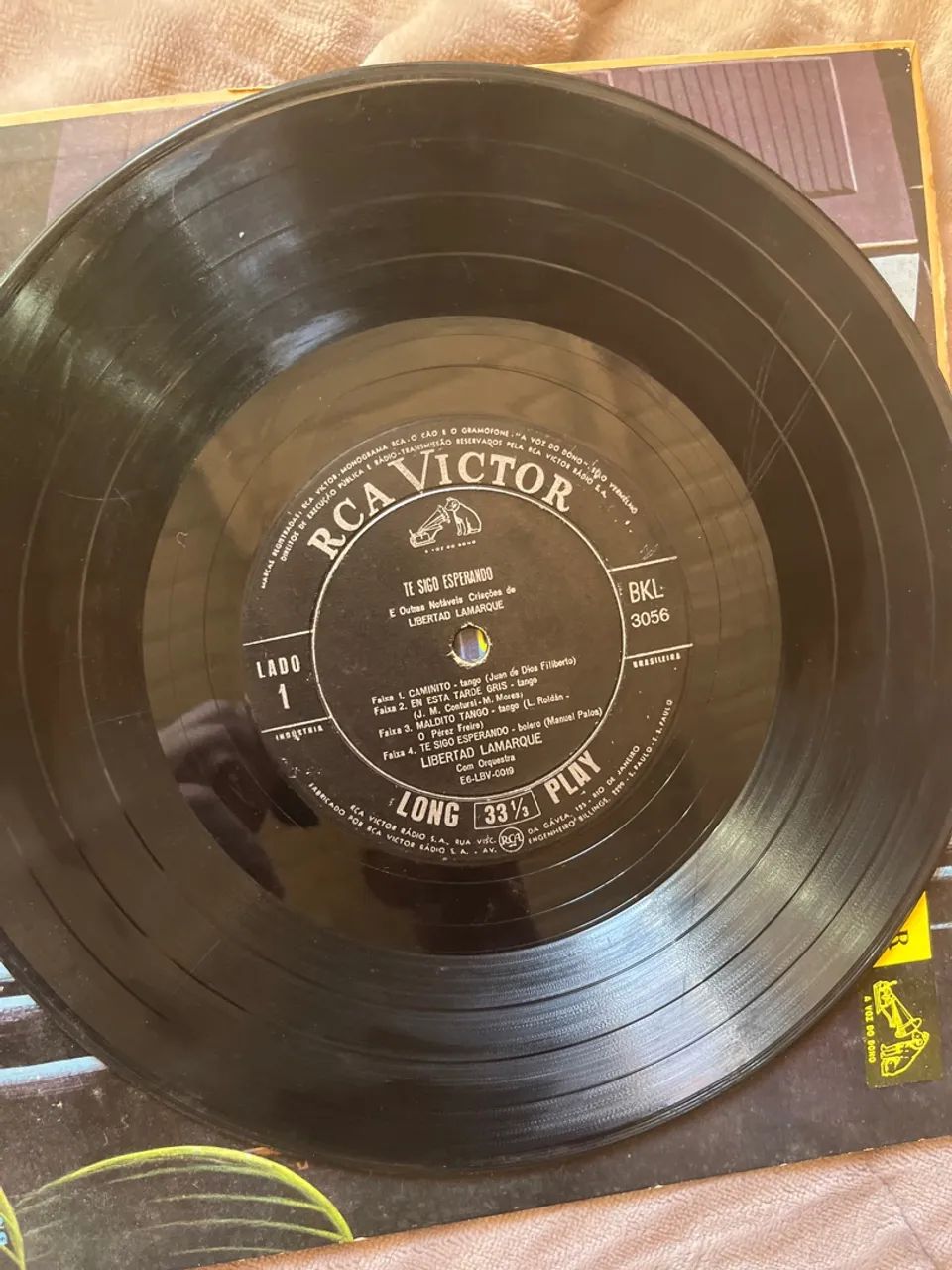 Disco de Vinil Antigo e Raro Libertad Lamarque - Te Sigo Esperando - Foto 3