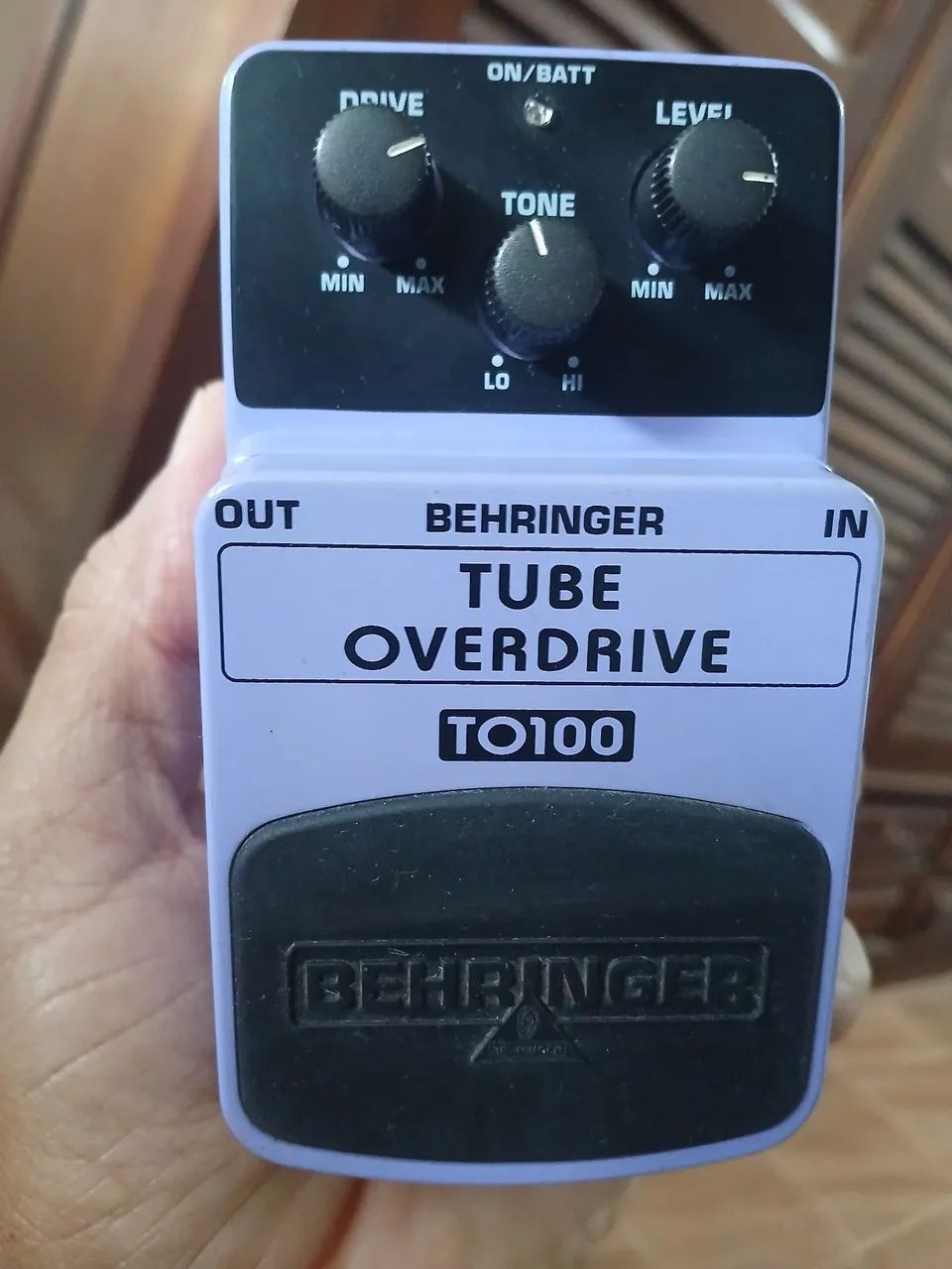 Tube Overdrive TO100 BEHRINGER