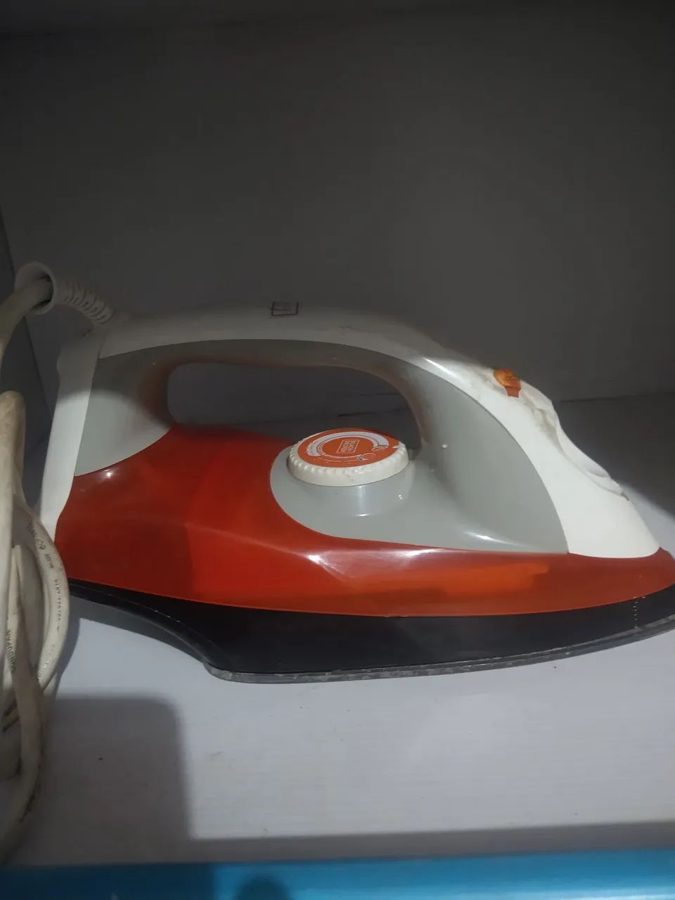 Ferro de passar roupa ( Com detalhes) - Foto 2
