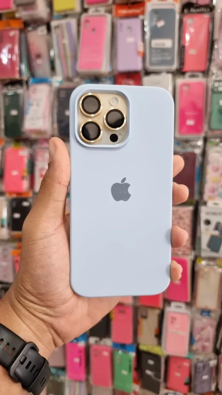 Capinhas premium para iPhones - Foto 4