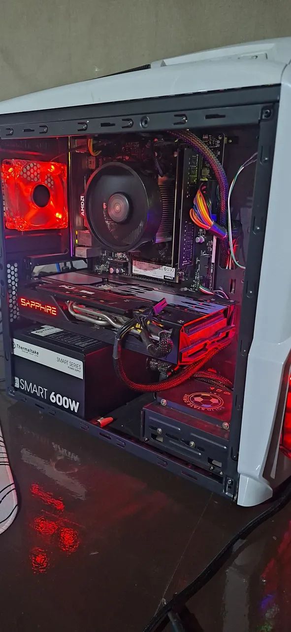 PC Gamer Ryzen 7 2700 RX 5700XT 8GB