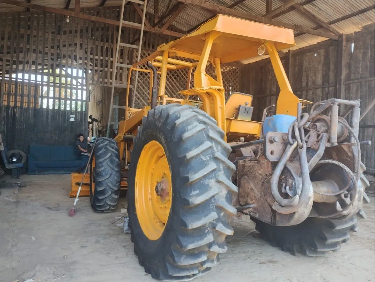 Trator Agrícola entrada de 20 mil  - Foto 4