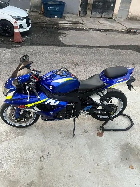 GSX-R 750 2013  - Foto 3