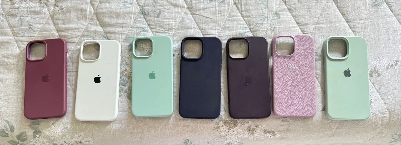 Capas para iPhone 13 Pro Max - diversas cores 20 reais cada - Foto 2