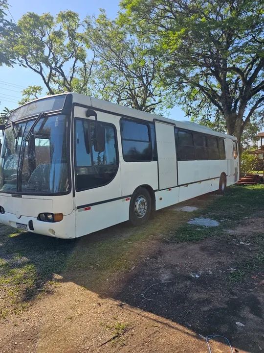 Motorhome 2008 motor o 500 Mercedes bens mesmo do Atego 2426 - Foto 4