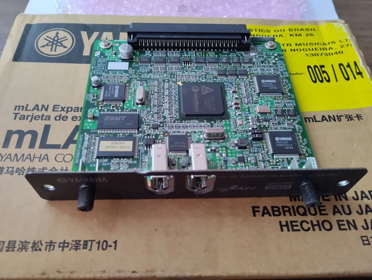 Motif XS Placa de Expansão mLAN Yamaha mLAN16E2 - Instrumentos