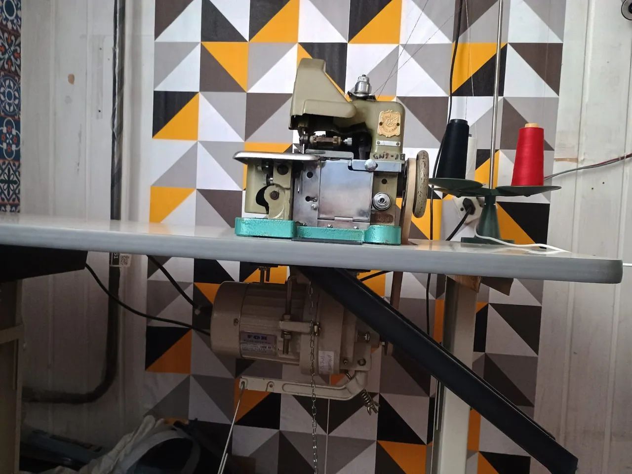 Máquina overloque semi industrial 