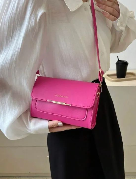 Bolsa de ombro rosa. 20 cm de comprimento - Foto 4