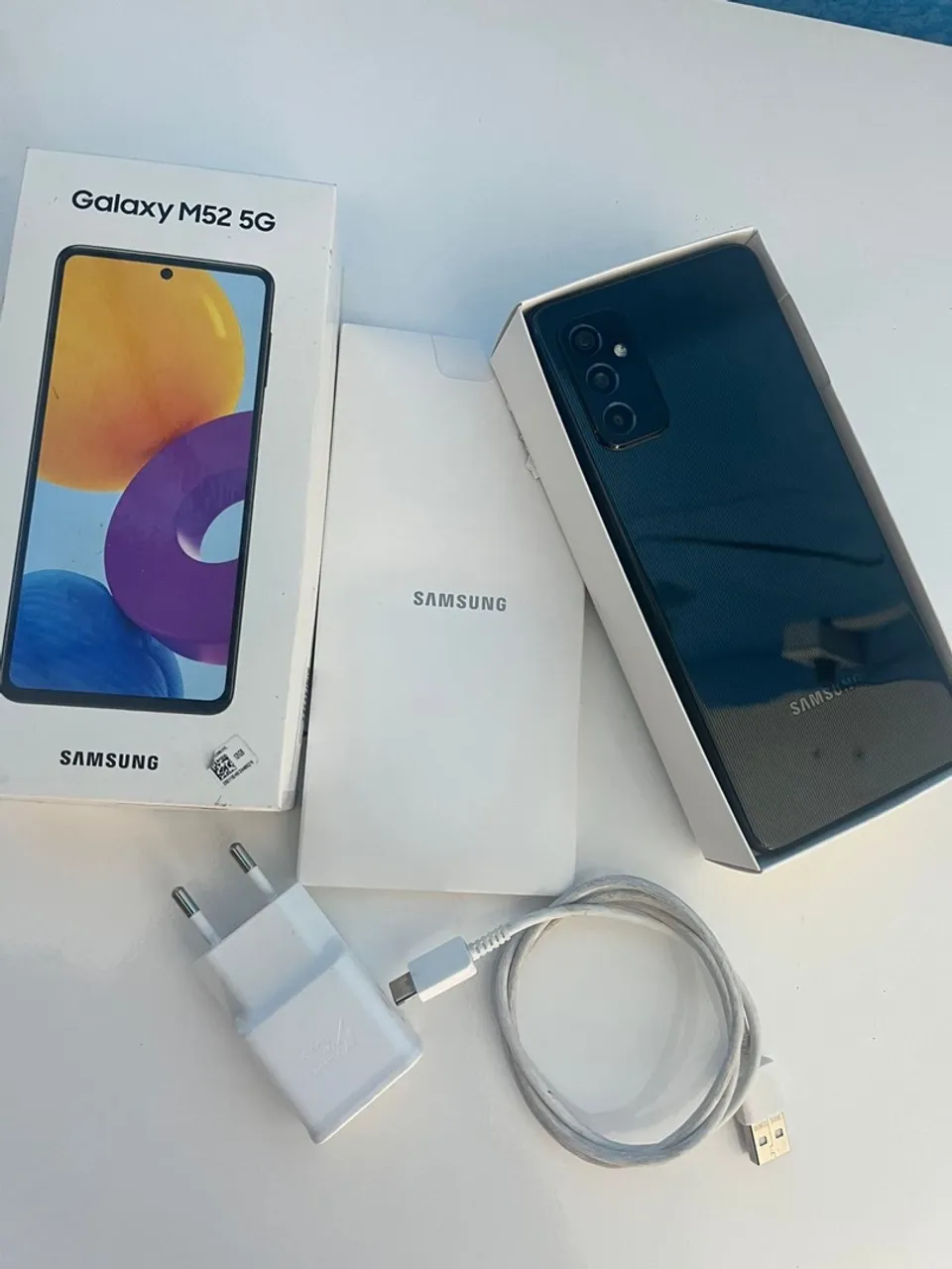 Galaxy e Motorola