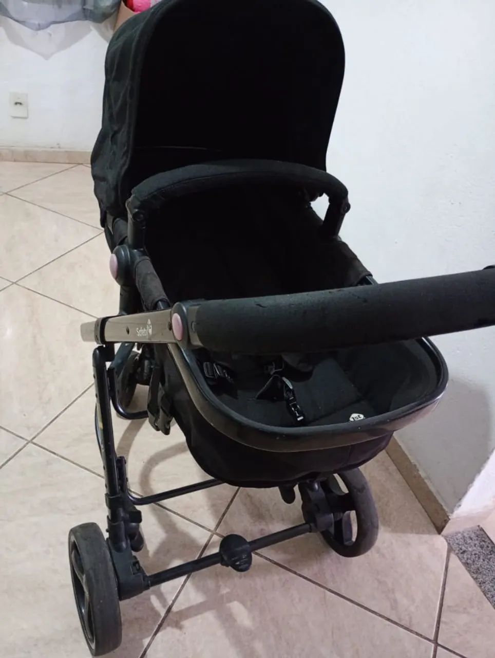 Carrinho de Bebê - Excelente Estado