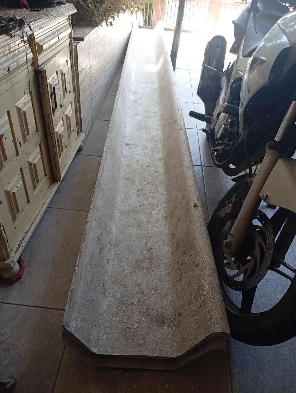 Vende-se 3 telha canaletas semi Nova