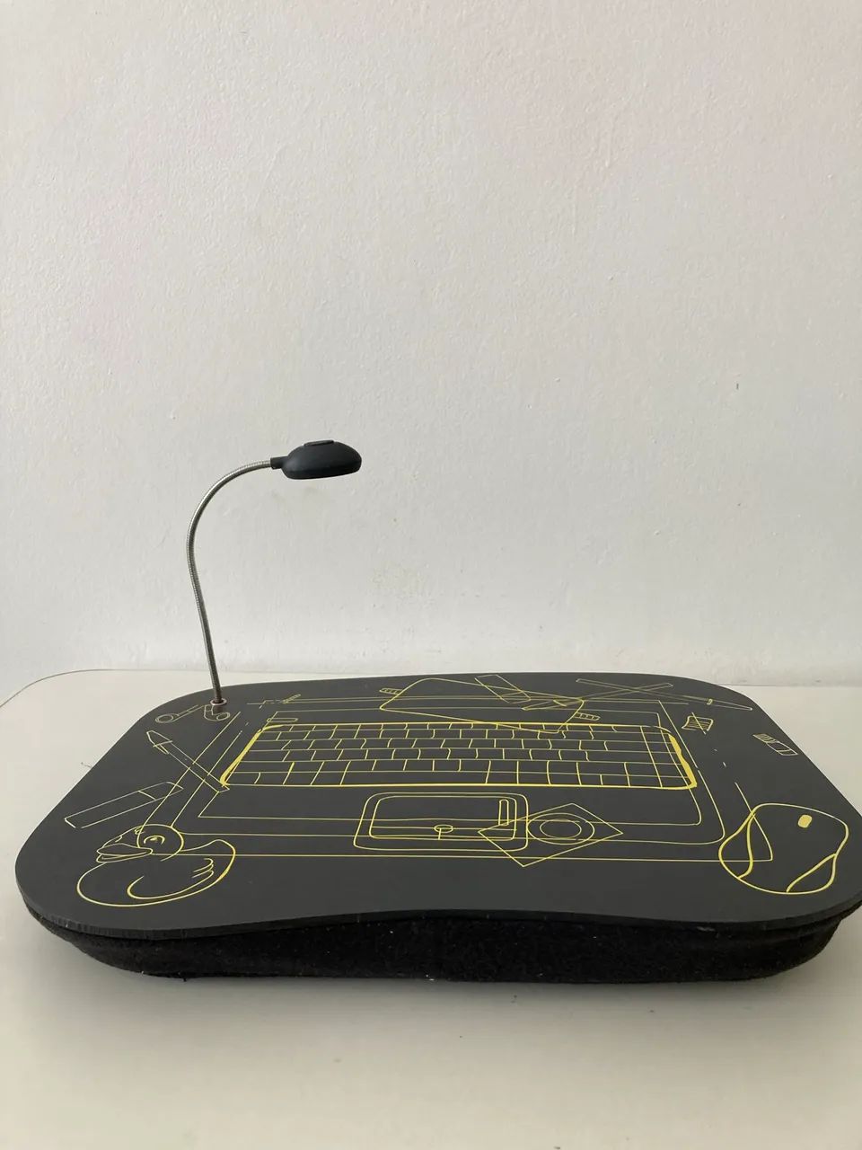 Mesa De Colo Com Almofada Almofadada Para Notebook, Com capa - Foto 4