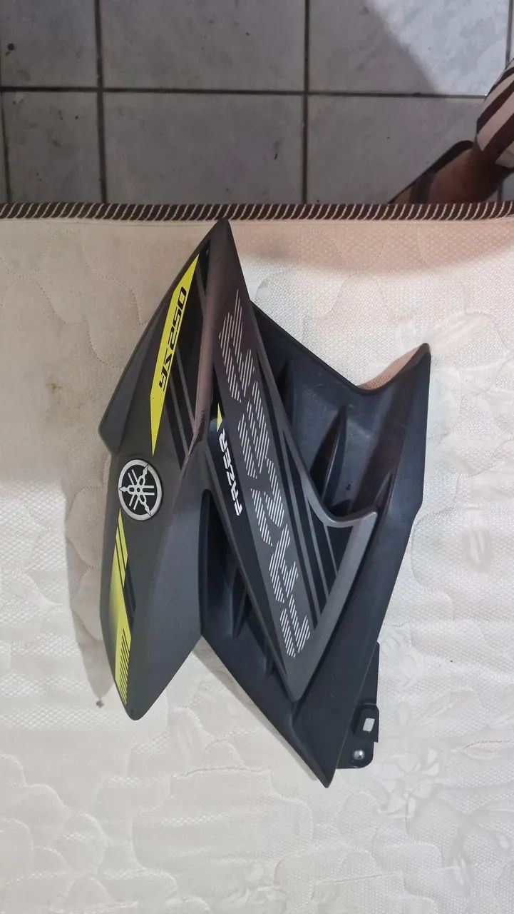 Peças laterais Yamaha Fazer - Foto 4