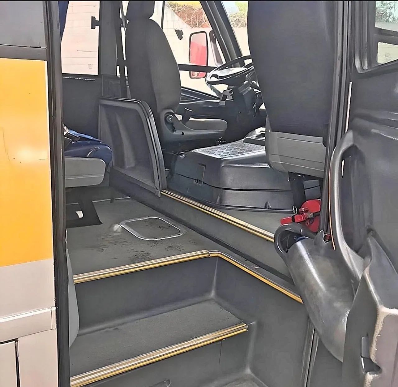 Micro ônibus w8 escolar 33lg/2012 - Foto 11