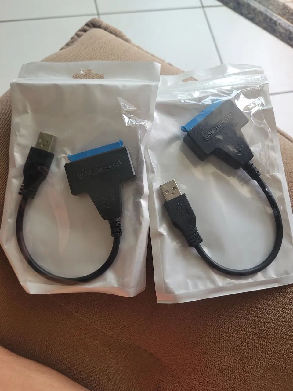 Vendo adaptado USB to Sata