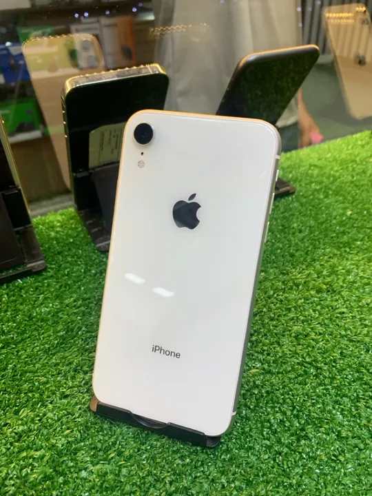 iPhone XR Branco usado