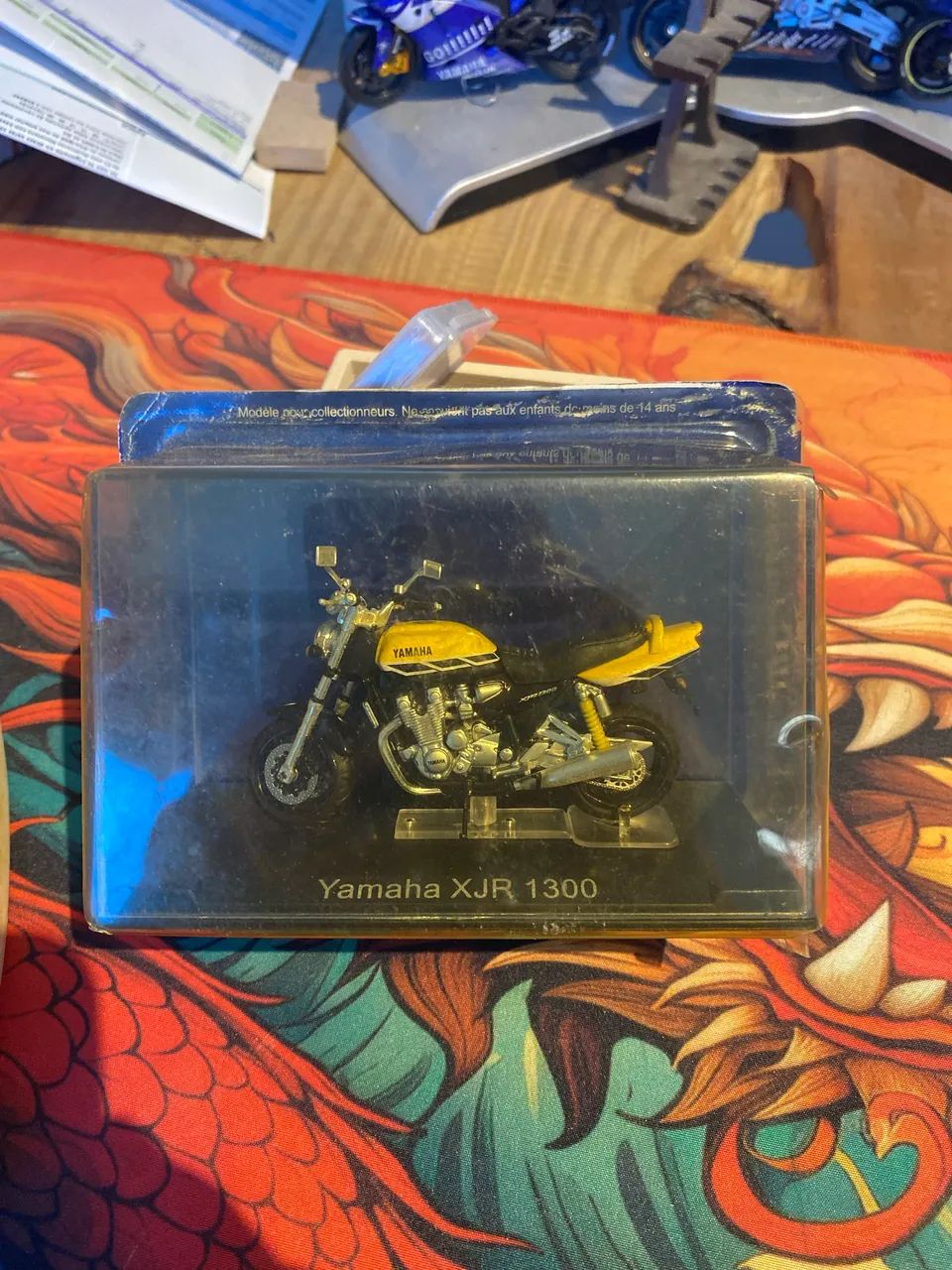 Miniatura Yamaha XJR 1300