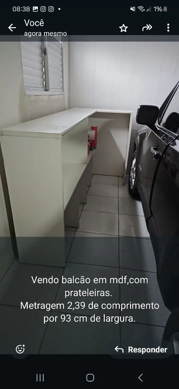 Balcão em MDF com prateleiras - 2,39m