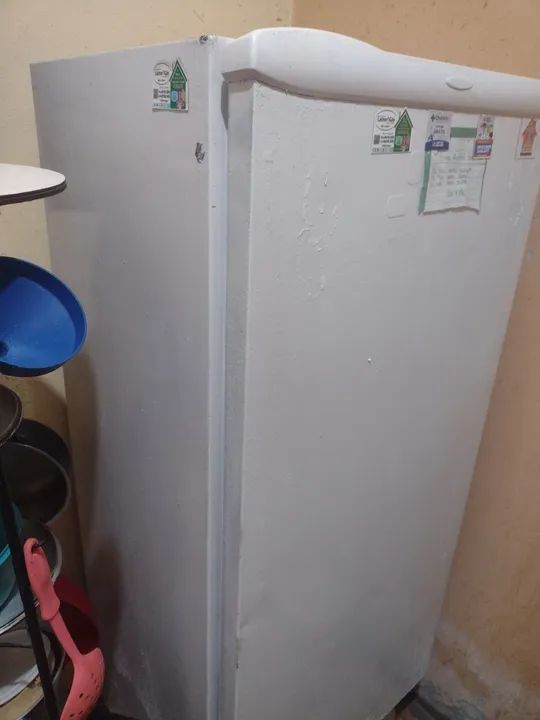 Geladeira Frost Free Usada, mais gelando muito bem